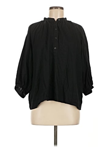 Uniqlo 3/4 Sleeve Button-Down Shirt (view 1)