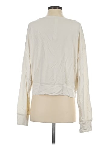 Lululemon Athletica Long Sleeve T-Shirt (view 2)