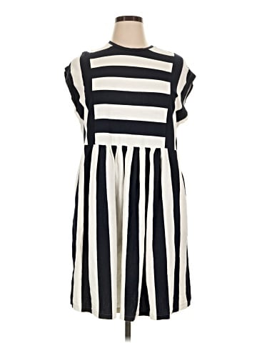 Boden Casual Dress (view 1)
