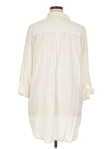 Khakis & Co 3/4 Sleeve Button-Down Shirt (view 2)