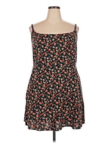 Old Navy Casual Dress (view 1)