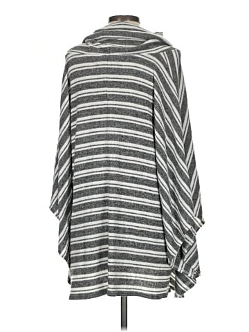 Saturday Sunday Poncho (view 2)