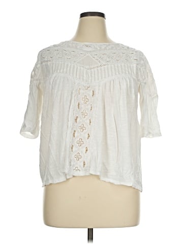 Sundance 3/4 Sleeve Blouse (view 1)
