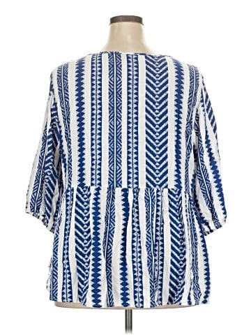 BLOOMCHIC 3/4 Sleeve Blouse (view 2)