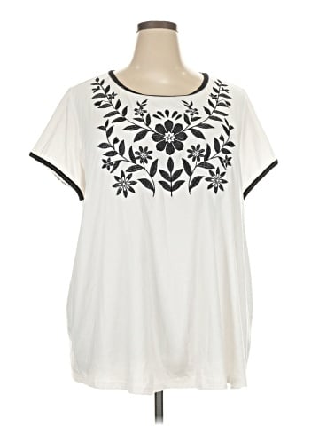 BLOOMCHIC Short Sleeve Top (view 1)