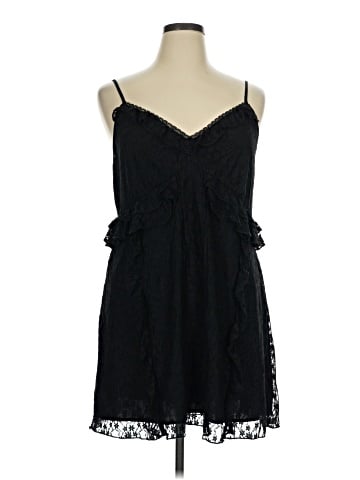 American Eagle Outfitters Cocktail Dress (view 1)