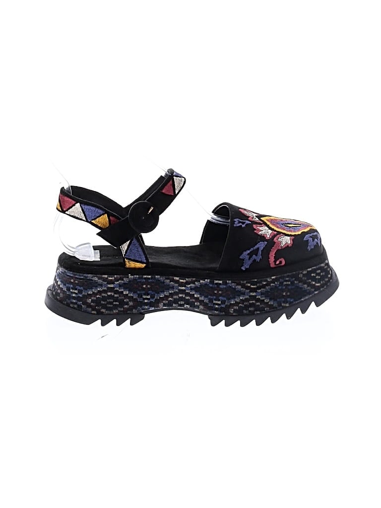 Pre-owned Farm Rio Sandals In Black