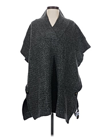 Lulu Poncho (view 1)