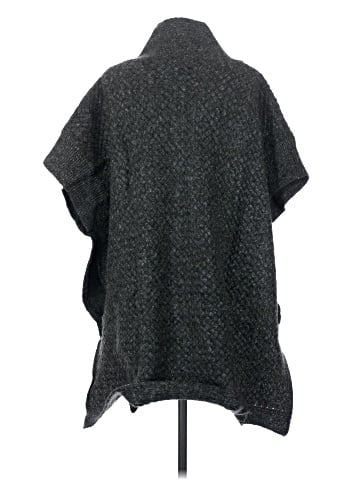 Lulu Poncho (view 2)