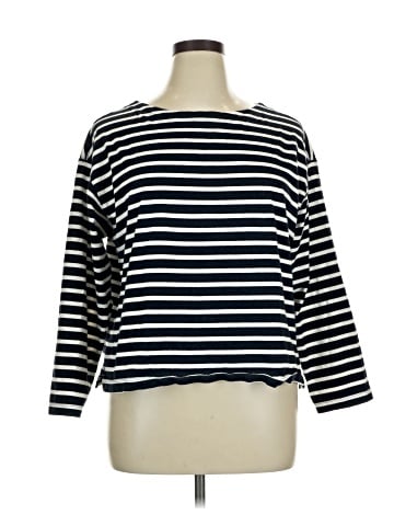 Old Navy 3/4 Sleeve T-Shirt (view 1)