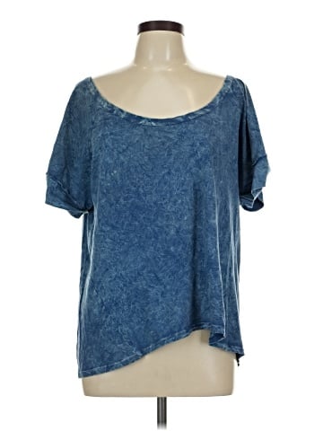 Black Poppy Short Sleeve T-Shirt (view 1)