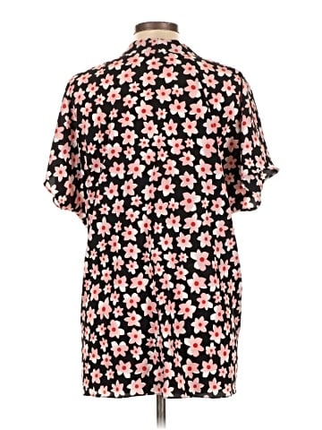 CAbi Short Sleeve Blouse (view 2)