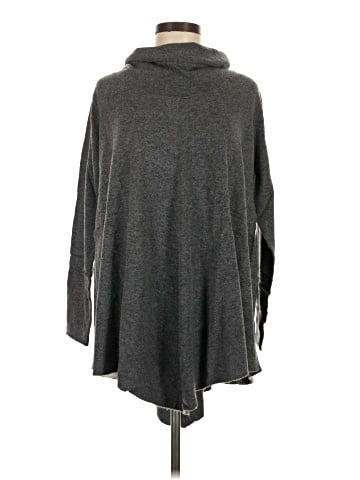 Lulu Poncho (view 1)