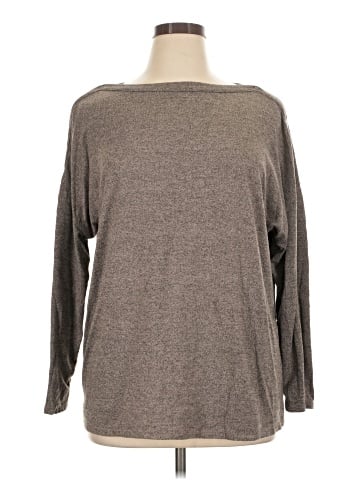 Maurices 3/4 Sleeve T-Shirt (view 1)
