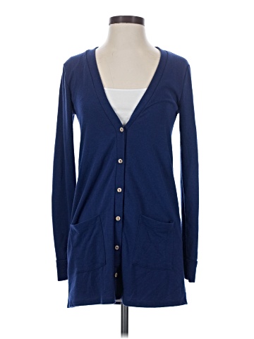 Agnes & Dora Cardigan (view 1)