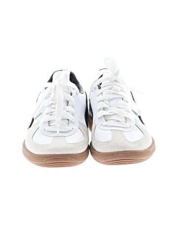 Puma Sneakers (view 2)