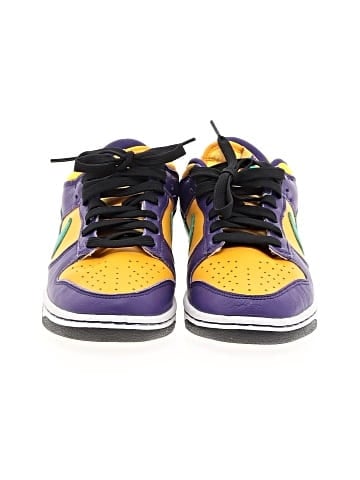 Nike Sneakers (view 2)