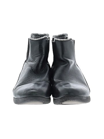 Kuru Ankle Boots (view 2)
