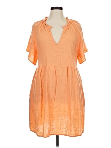 Old Navy Casual Dress (view 1)