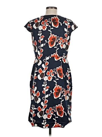 Banana Republic Factory Store Casual Dress (view 2)