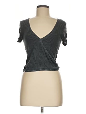 American Eagle Outfitters Short Sleeve T-Shirt (view 1)