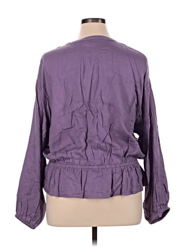 Jennifer Lopez 3/4 Sleeve Blouse (view 2)