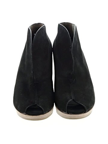 Paul Green Ankle Boots (view 2)