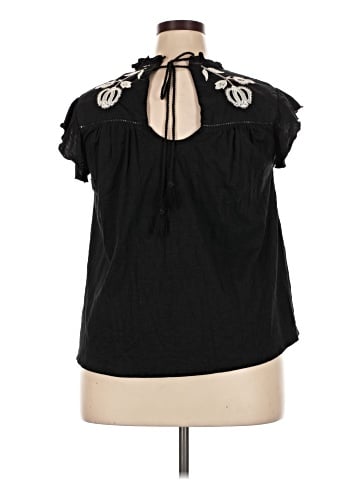 Knox Rose Sleeveless Blouse (view 2)