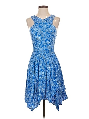 Abercrombie & Fitch Cocktail Dress (view 1)
