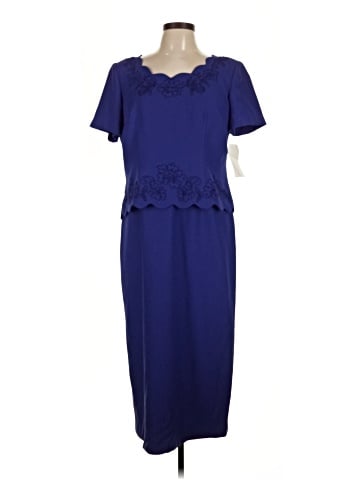 Karin Stevens Casual Dress (view 1)