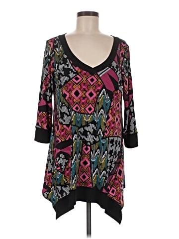 Eva Varro 3/4 Sleeve T-Shirt (view 1)
