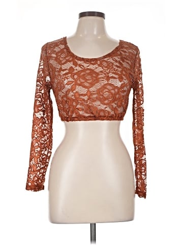 Pretty Angel 3/4 Sleeve Top (view 1)