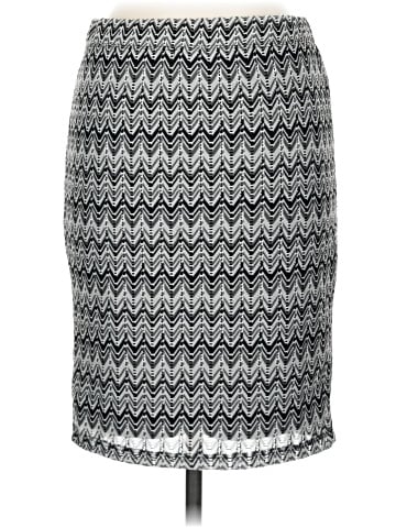Lily White Casual Skirt (view 2)