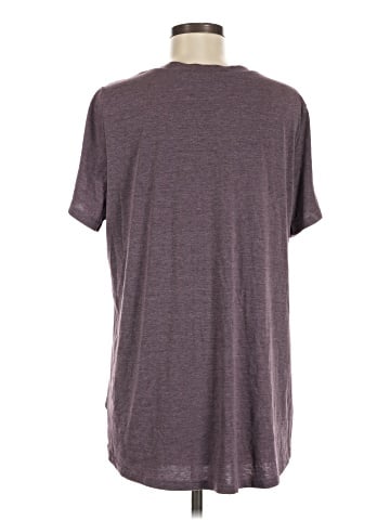 Amaryllis Short Sleeve T-Shirt (view 2)