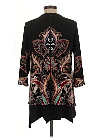 Eva Varro 3/4 Sleeve T-Shirt (view 2)
