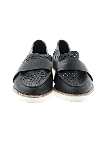 Crown Vintage Flats (view 2)