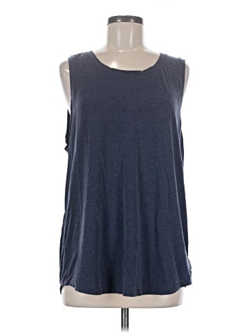 Gap Fit Sleeveless T-Shirt (view 1)