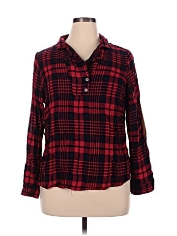 Skies Are Blue 3/4 Sleeve Button-Down Shirt (view 1)