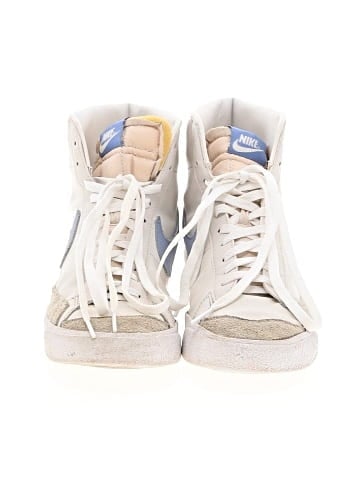Nike Sneakers (view 2)
