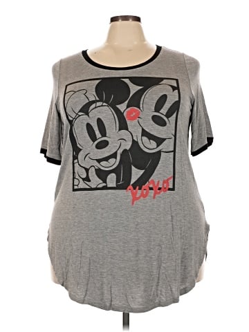 Disney at Torrid Short Sleeve T-Shirt (view 1)