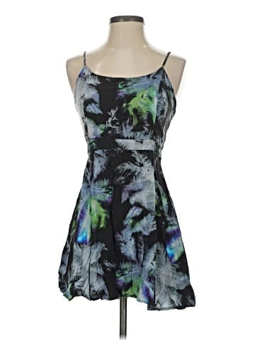 American Eagle Outfitters Tank Top (view 1)