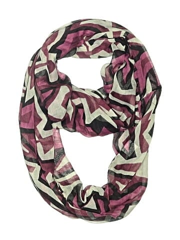 Chatties Scarf (view 1)
