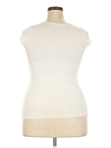 Flexees Short Sleeve Top (view 2)