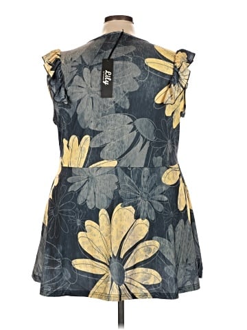 Lily by Firmiana Sleeveless Blouse (view 2)