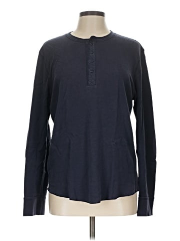Vince. Long Sleeve Top (view 1)