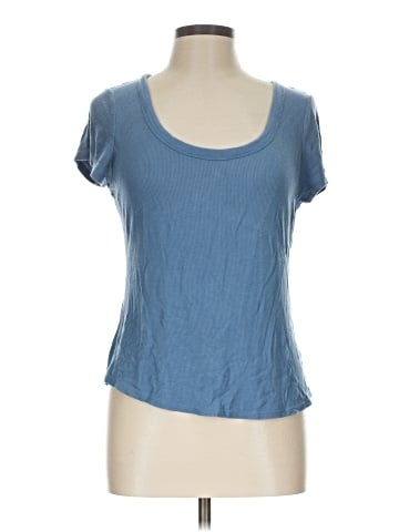 American Eagle Outfitters Short Sleeve T-Shirt (view 1)