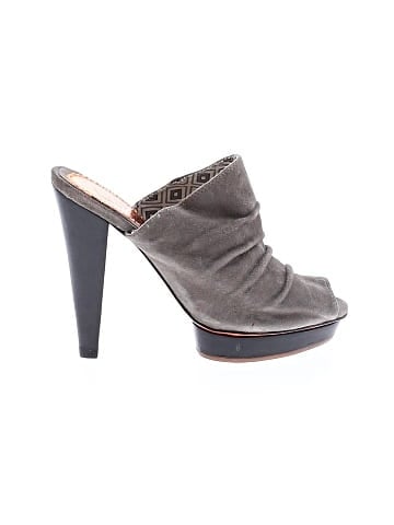 Unbranded Heels (view 1)