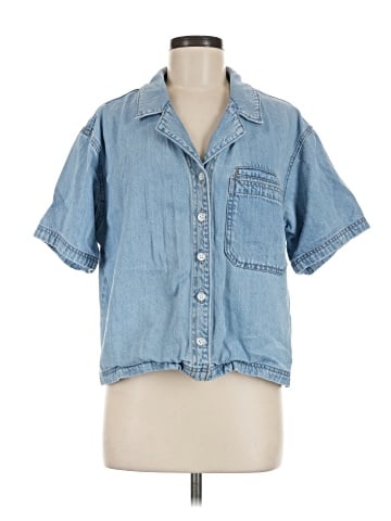 Universal Thread Short Sleeve Button-Down Shirt (view 1)