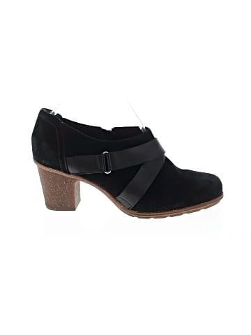 Clarks Heels (view 1)