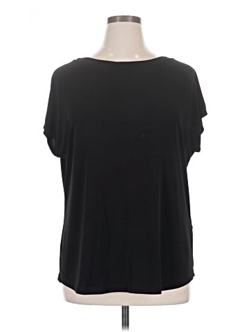 Chico's Short Sleeve T-Shirt (view 1)